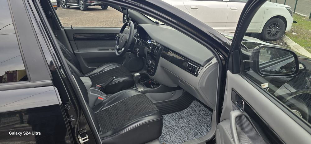 Chevrolet Gentra,
