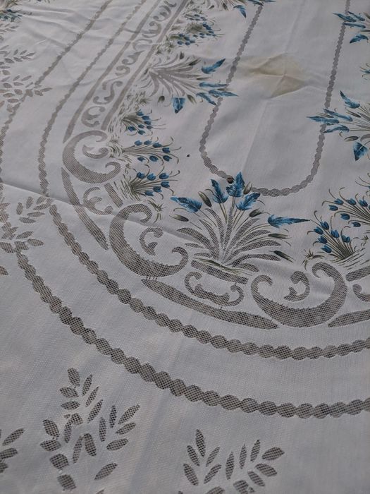 Покривки големи и малки.