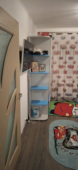 Apartament 4 camere , Targoviște , Micro 3
