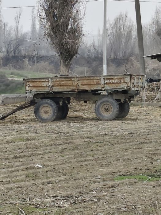 Трактор сотилади.