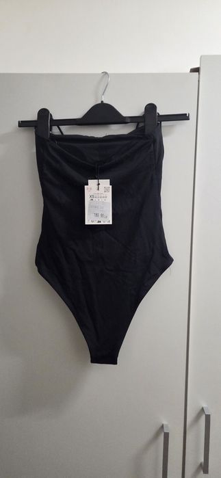 Costum.de baie Zara,marime Xs,nou,cu eticheta