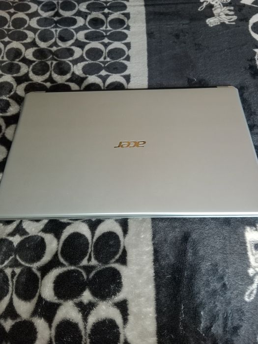 Ноутбук Acer aspire v5