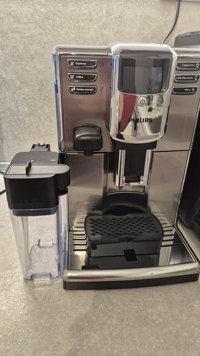 Кафеавтомат Philips EP5365 10