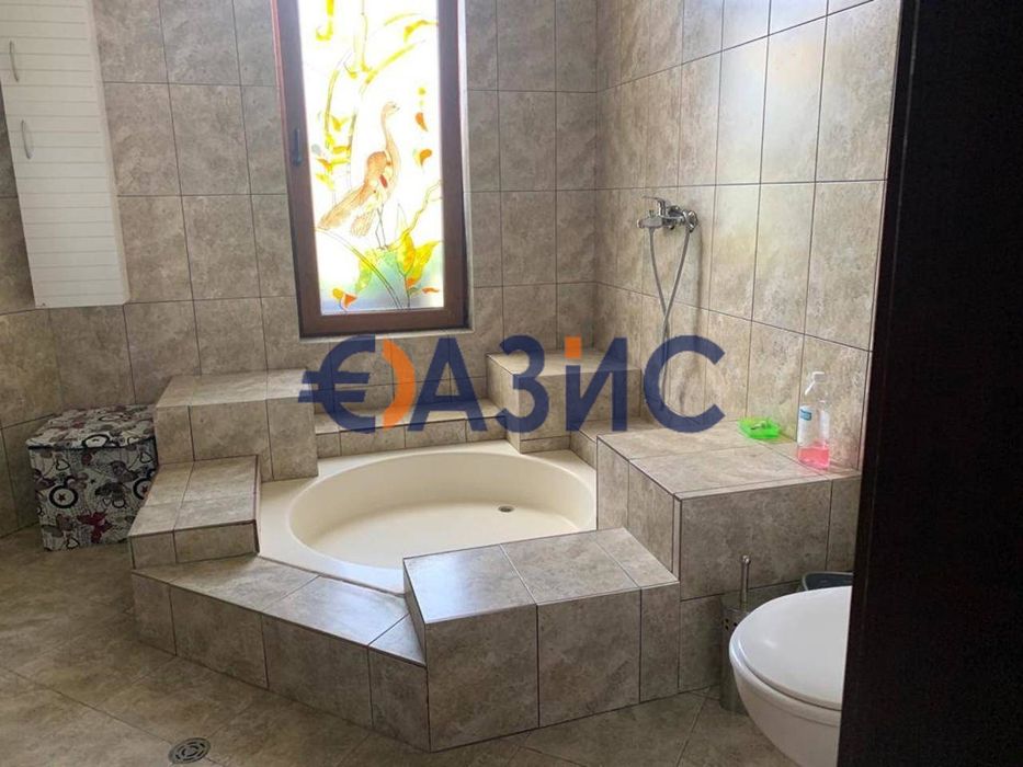 Продава се Къща в Варна, Младост 1 - 1900 кв.м за 470 €/кв.м - Снимка #14