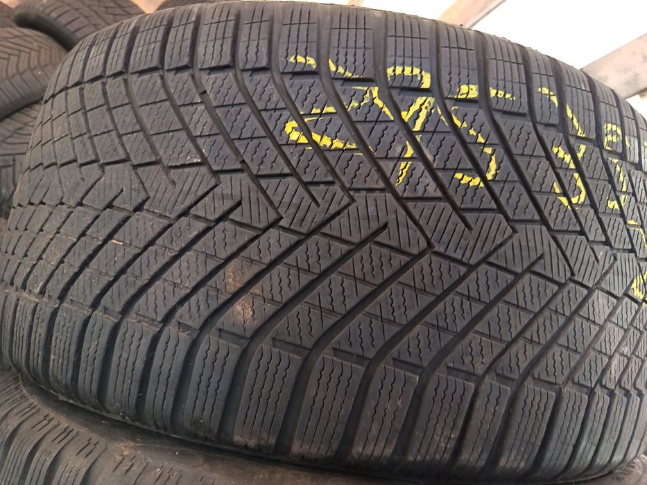 Anvelope MS iarna 295 35 22 pirelli 2022 6mm