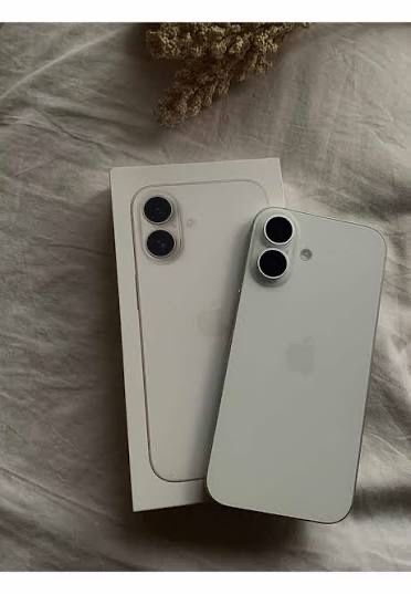 Айфон 16 +каробка+зарядка