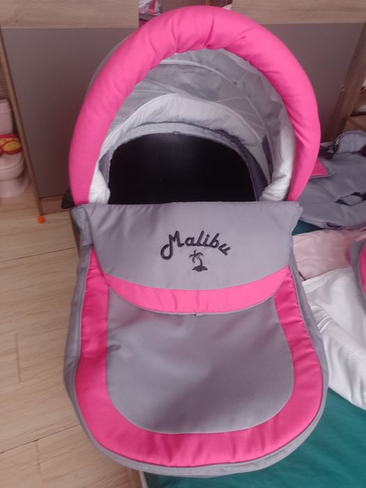 Бебешка количка Malibu