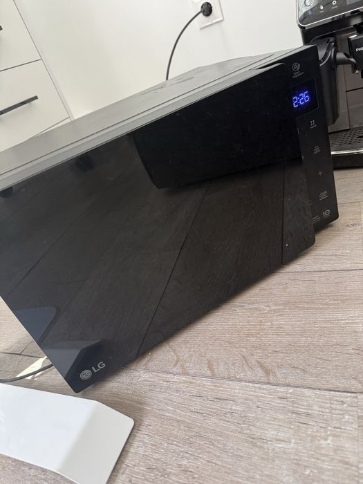 Микроволновая печь LG