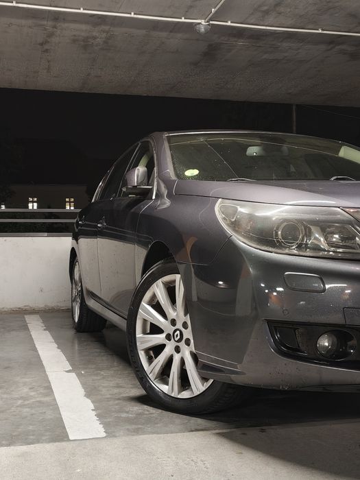 Renault Latitude 2011 2.0 DCI 150 cp Initiale Paris
