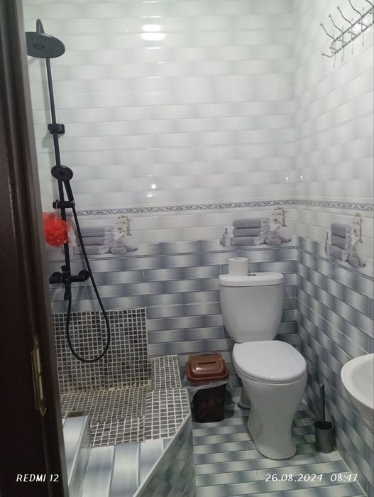 Продаётся дом. Янги у́нкургон. 2 сот. 4 хона, кухня-сталовая. 105.000