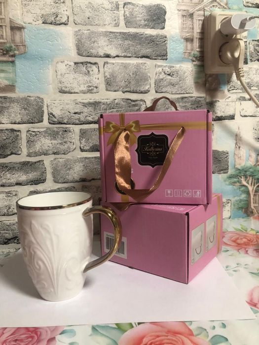 Подарочные товары все по 800 тенге