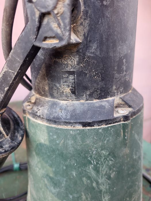 Pompa de apa murdara