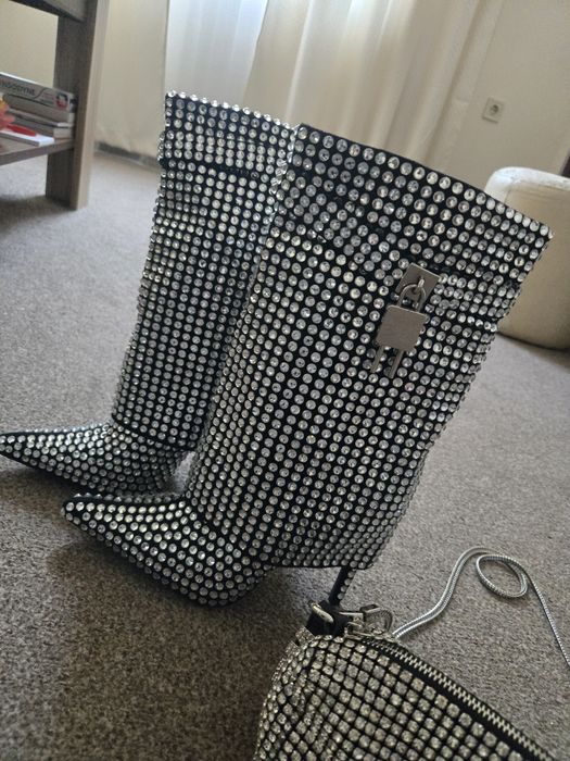 Елегантни Ботуши и чанта