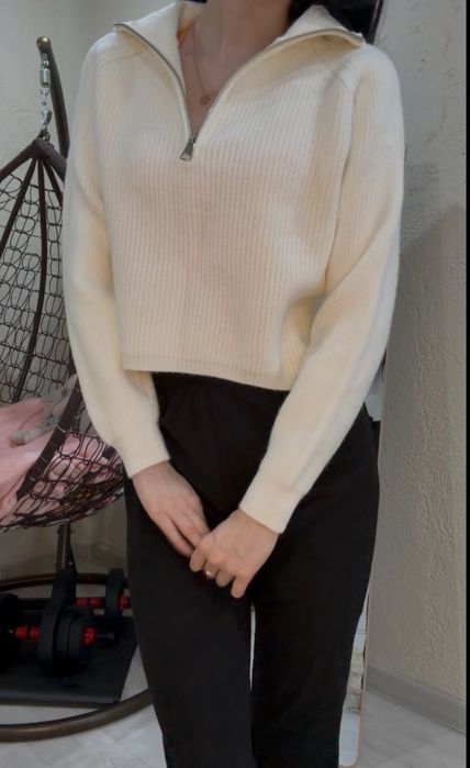 Продам кофты на полузамке