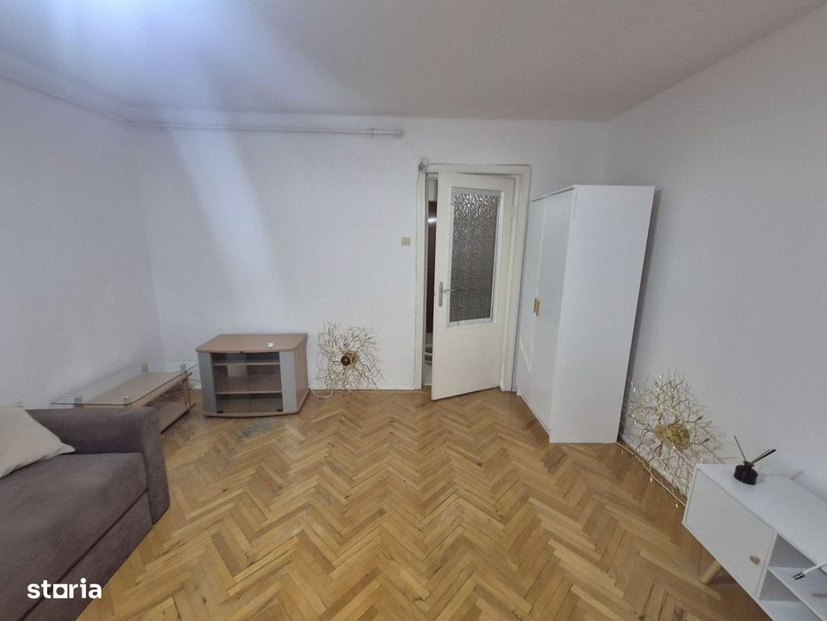 Garsonieră confortabilă cu balcon în Timișoara str Take Ionescu — fotografia 2
