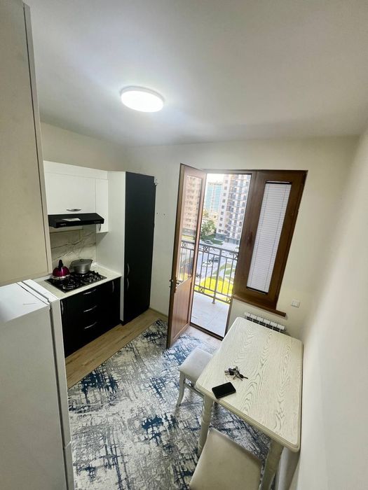 Алмазар Ситида 1 хонали евро уй СРОЧНО арендага берилади