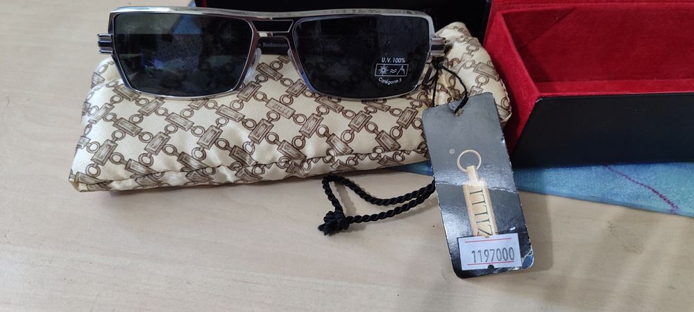 Продам очки оригинал