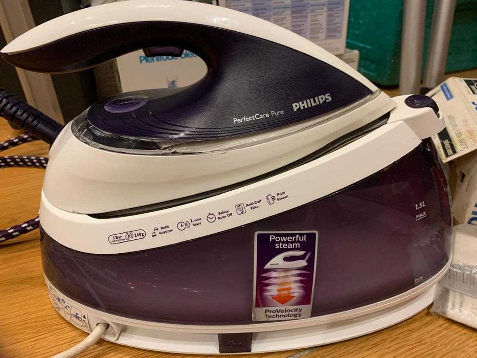 паровой утюг со станцией