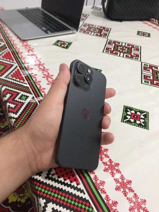 iPhone 15 Pro Max
