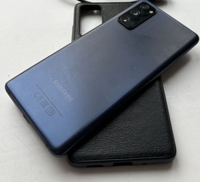 Samsung S20FE Samsung