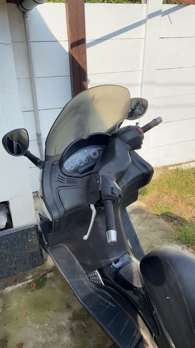 SCUTER PIAGGIO X8 400cc De Vanzare