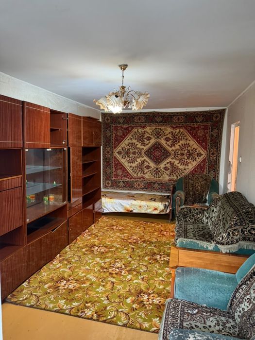 Сдам 2 комнатную квартиру