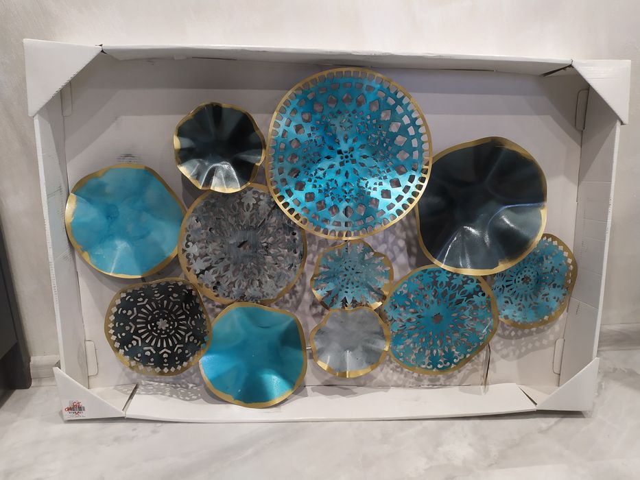 Метална декорация за стена