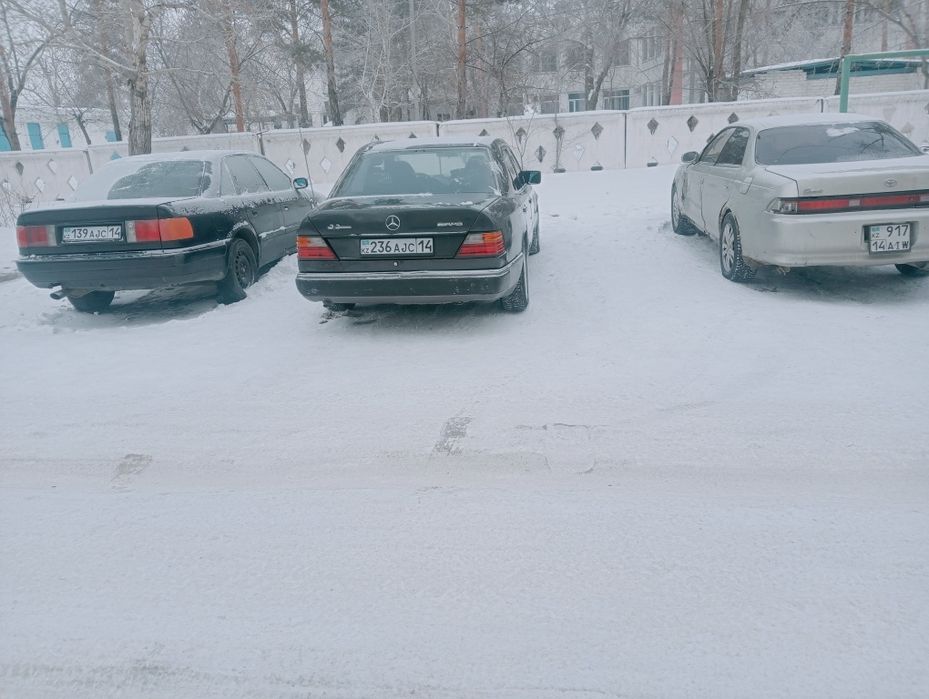 Продам Мерседес 124