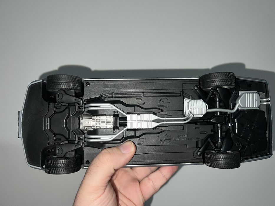 Macheta Mercedes S-Class W140 S500 iScale 1:18