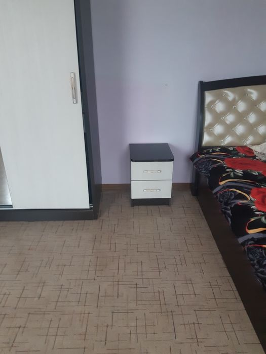 Продам спальный гарнитур