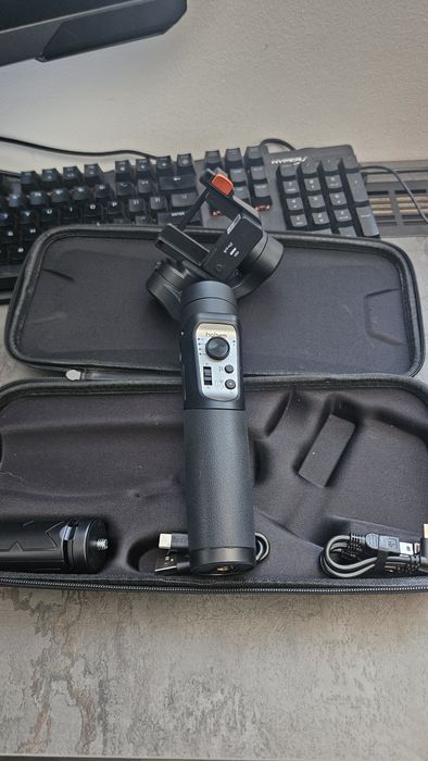 stabilizator gimbal camera de actiune