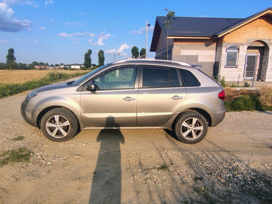 Vând Renault Koleos