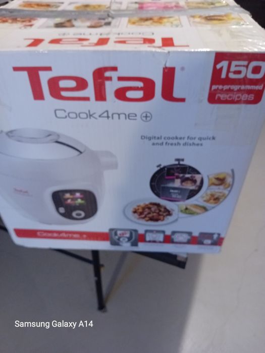 Multicooker Tefal "Cook 4 me" - 150 rețete preinstalate