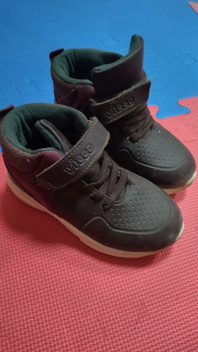 обувь  кроссовки фирма ccoотличном.                                .