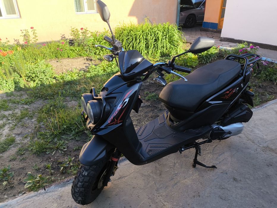 Продам срочно мопед