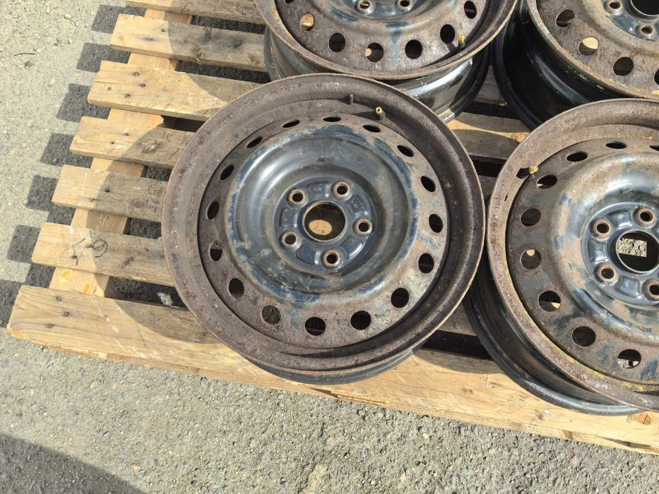 16 цола 5 х 114,3 мм Тойота - 6,5 инча / ЕТ 45 - ИМАТ РЪЖДА !