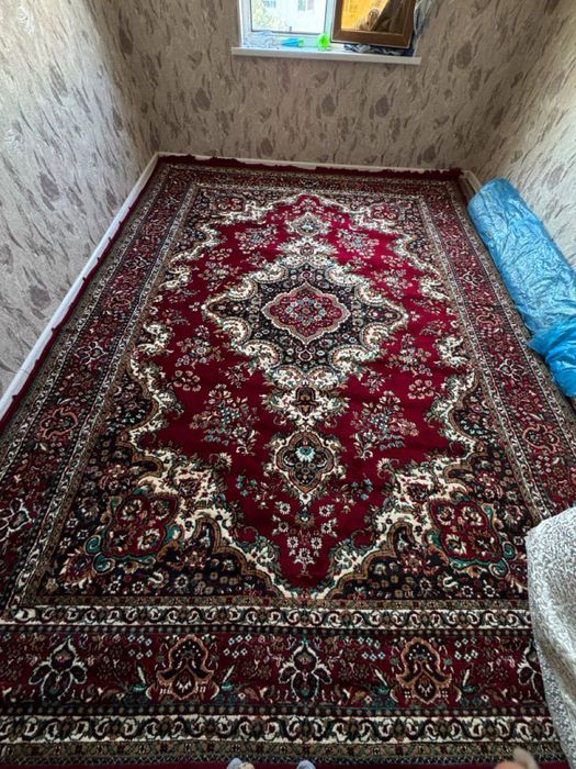 Продается ковер б/у. Гилам сотилади