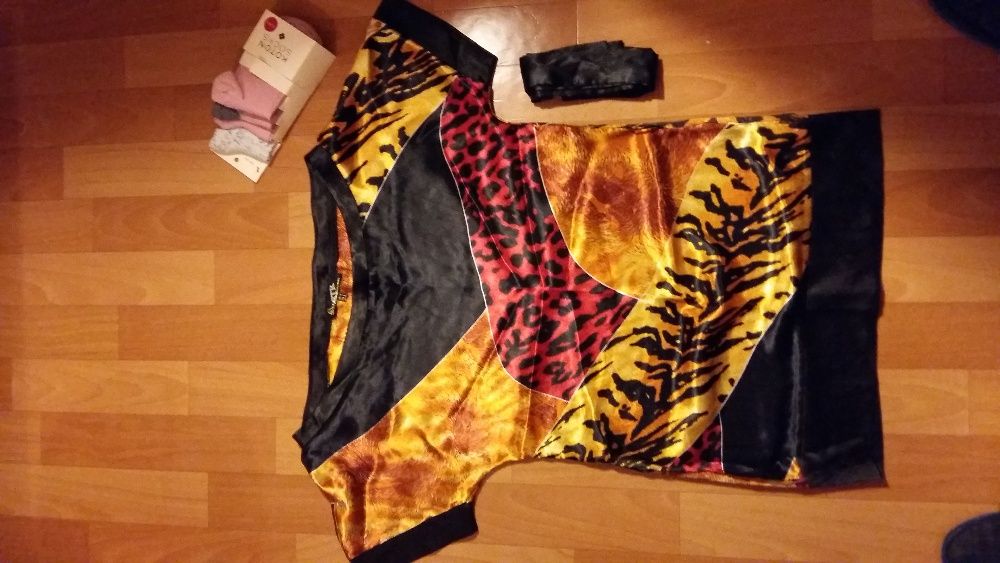 Бомбер под леопард