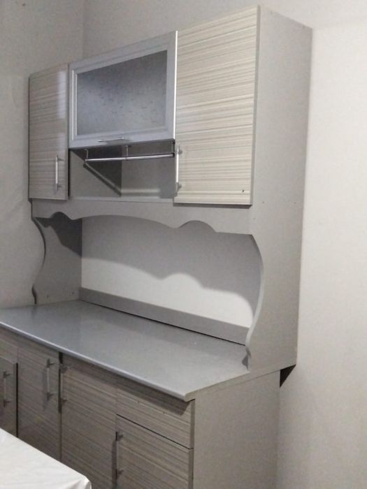 Кухонный шкаф сатылады