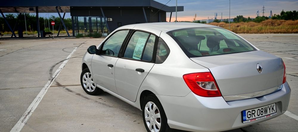 Vând Renault Sumbol 1.4 benzină! An fabricație 2009