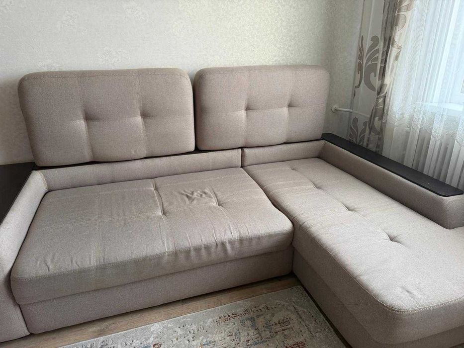Продам мягкий угловой диван