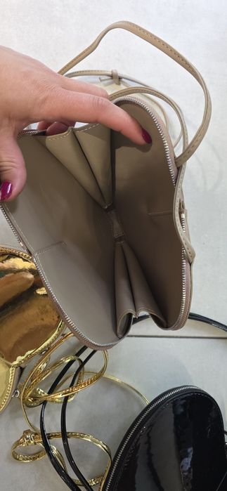 Чанта сърце Alaia златна и бежова