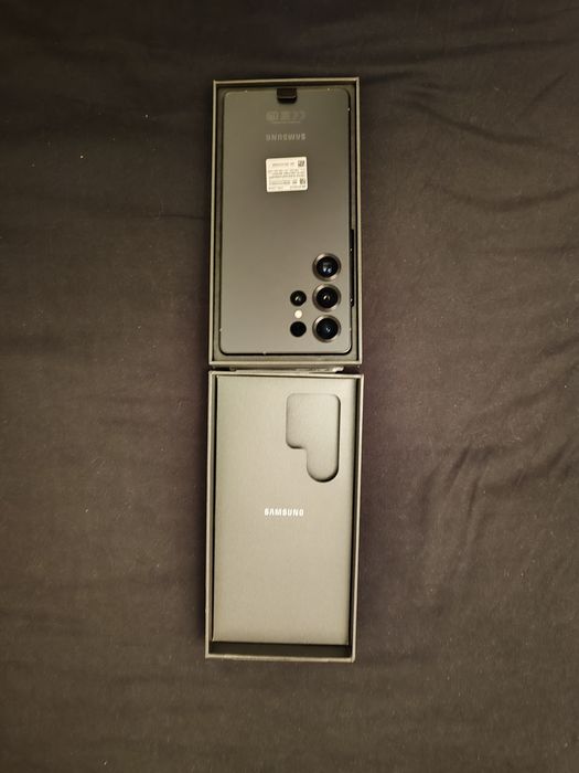 Samsung Galaxy S 25 Ultra. 256Гб