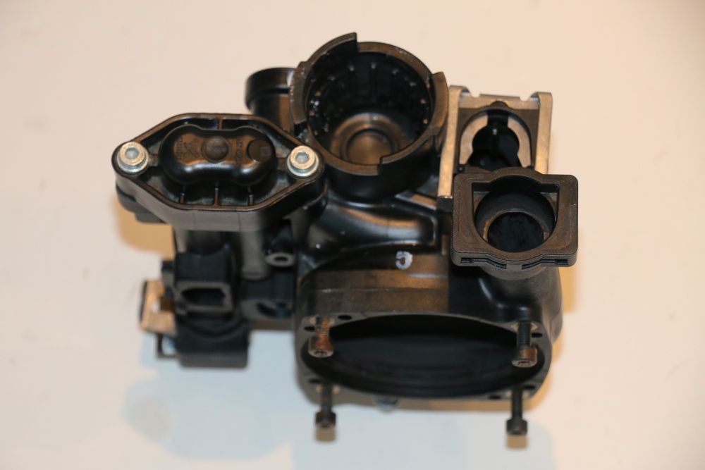 Grup retur corp pompa centrala Viessmann WH1D