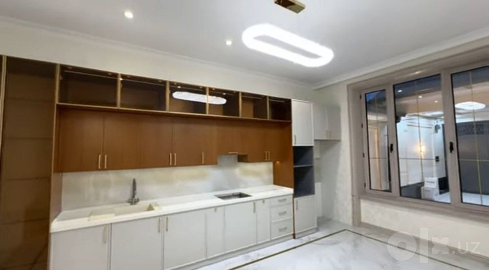 В Яккасарайском районе продаётся дом, 3 сотки