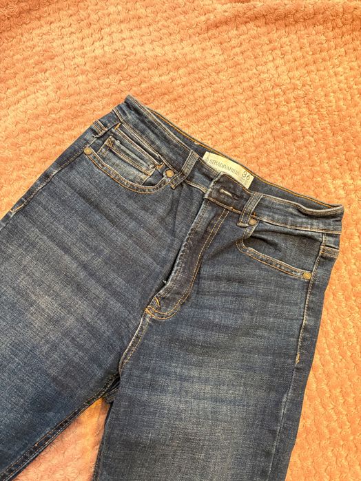 Еластични сини дънки Stradivarius