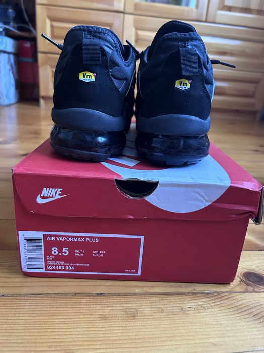 Air vapormax plus 42 номер