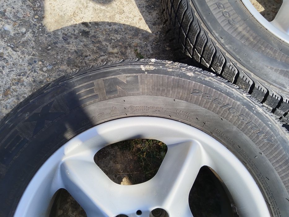 vand jante BMW suv pe 17 cu cauciucuri iarna