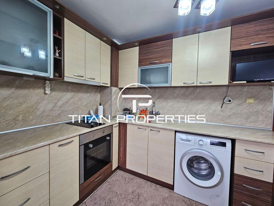 Тристаен апартамент,за продажба, кв. Младост 2