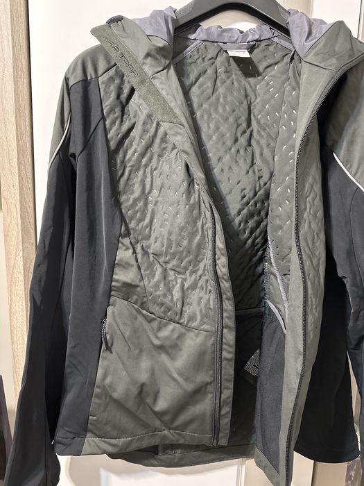 Geacã Kari Traa damã